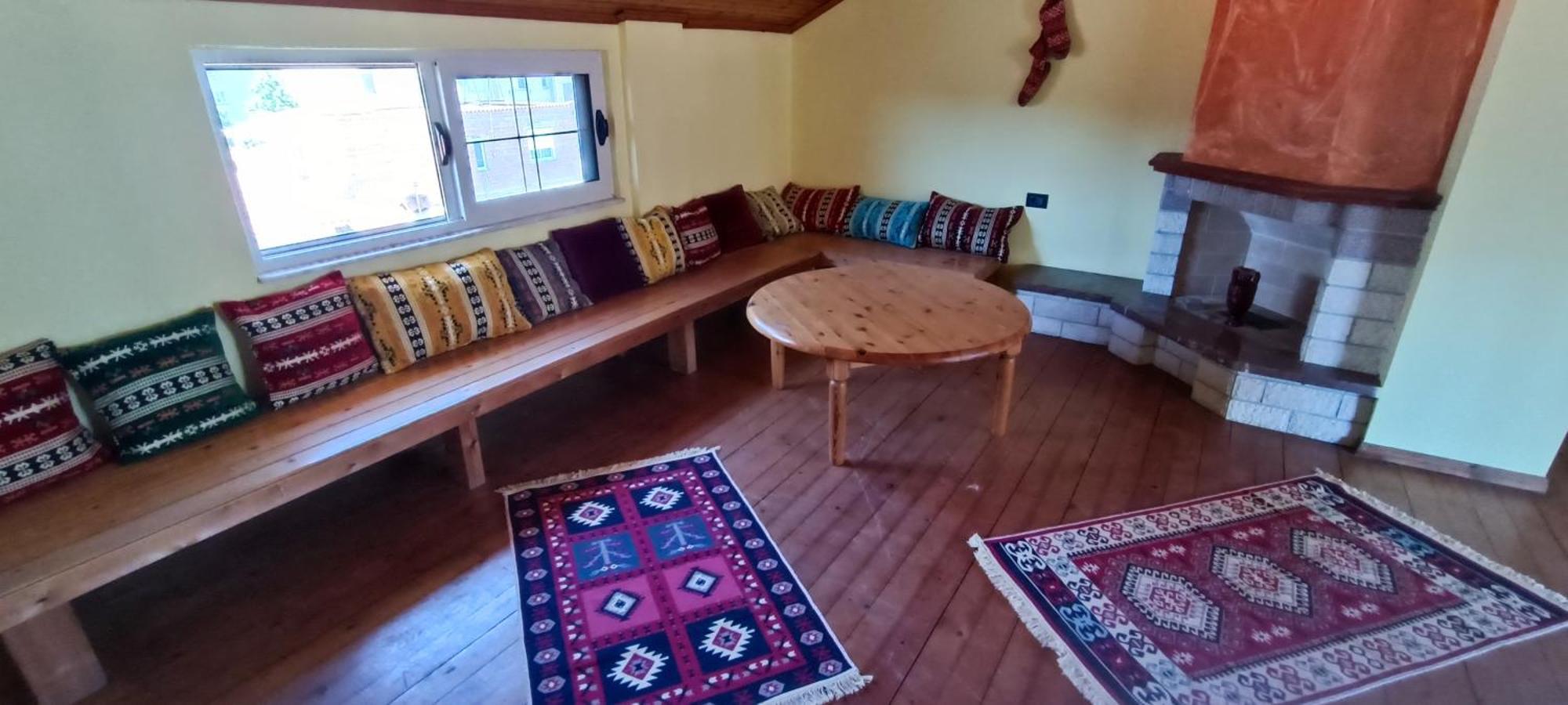 Auberge de jeunesse Albania *